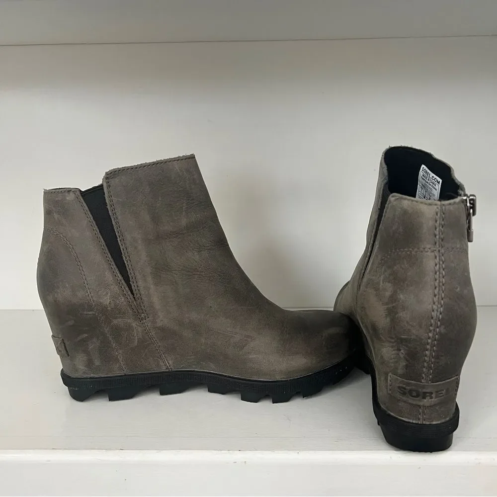 Sorel Joan of Arctic Women's Bootie Boot, Size 7 Gray